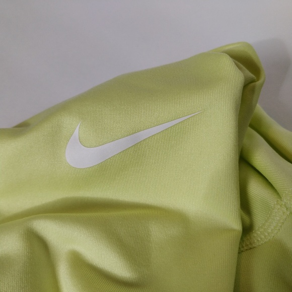 NIKE Pro Dri-Fit Hyperwarm training pullover - Picture 5 of 8
